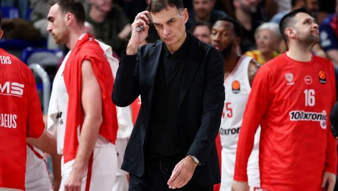 Καρφάκι Μπαρτζώκα σε Ολυμπιακό - "Ακόμα και στο τζαμπολ με τον Βεζένκοφ"!