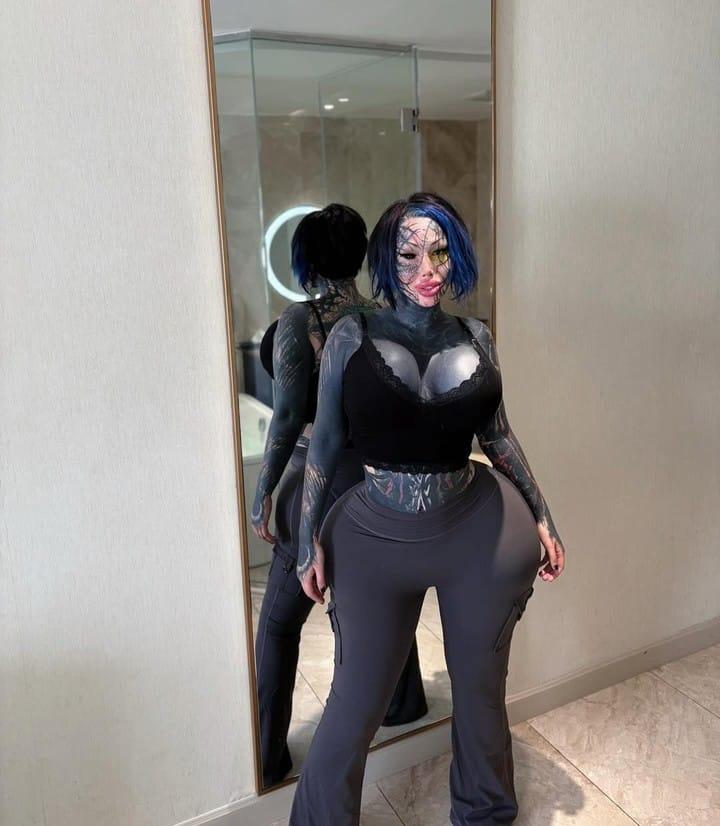 Εθισμένη στις πλαστικές επεμβάσεις 33χρονη έπεσε από τον 9ο όροφο ξενοδοχείου - Η μυστηριώδης τελευταία ανάρτησή της 15