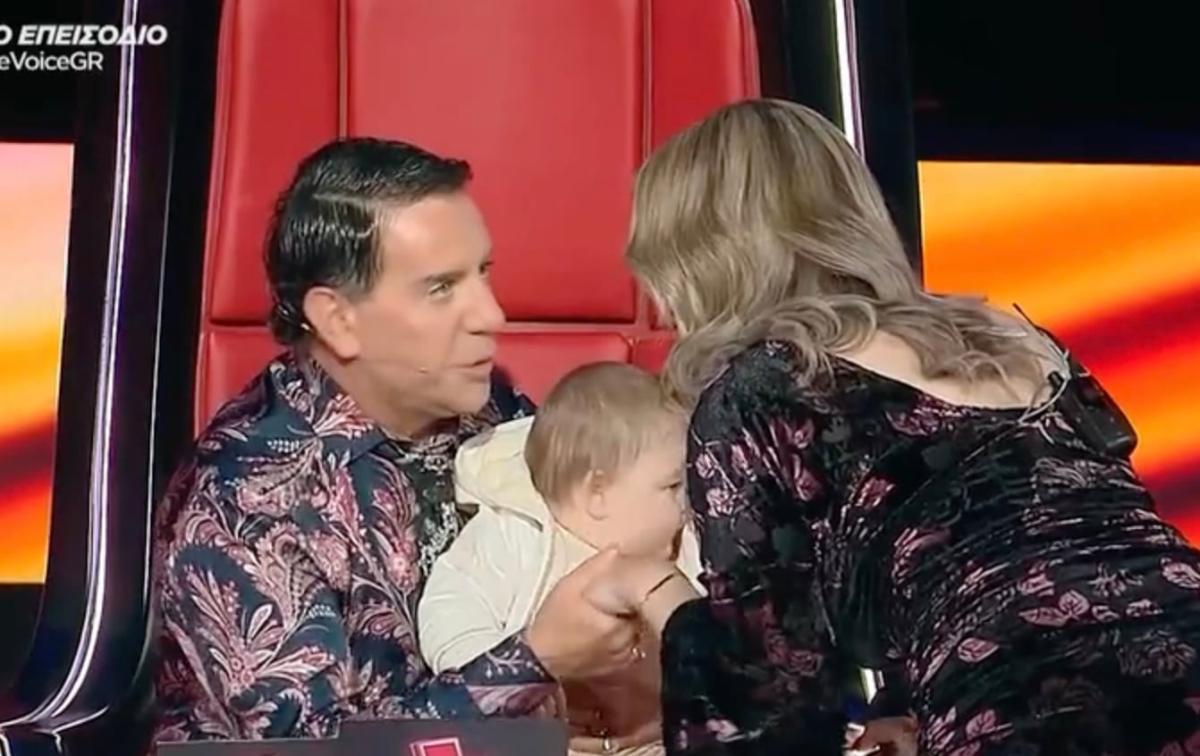 The Voice: Ο Γιώργος Μαζωνάκης πρότεινε σε διαγωνιζόμενη να βαφτίσει το παιδί της 3 stigmiotypo othonis 2025 12 14 00.26.22