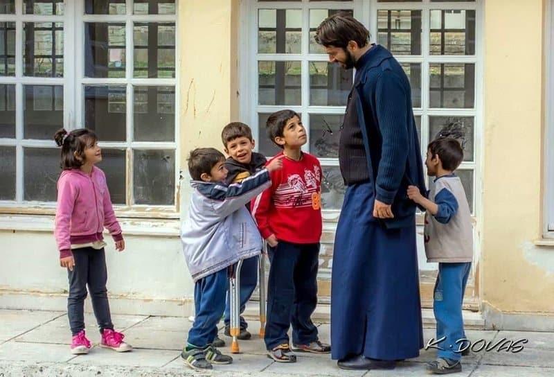 Αποκαλύφθηκαν όλα για τον πατέρα Αντώνιο – Έλαμψε και μαθεύτηκε όλη η αλήθεια στη δίκη του 2 pater antonios iefimerida