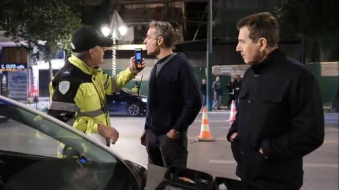 Χαμός με την φωτογραφία του Μητσοτάκη - Γιατί έκανε αλκοτέστ πεζός; 1 mitsotakes 660x370 1