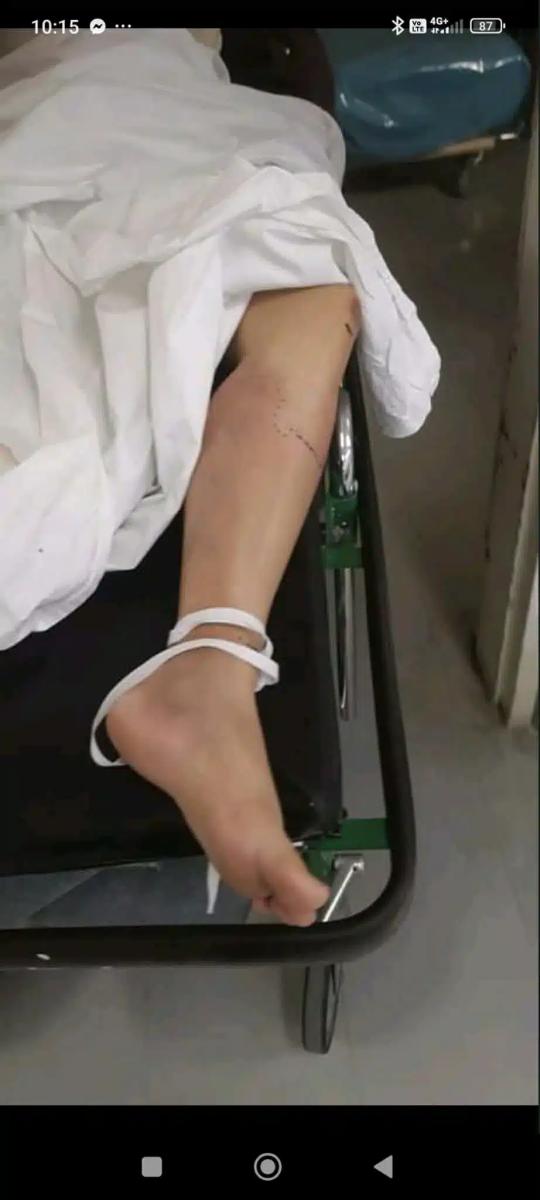 Γυναίκα 89911ff0