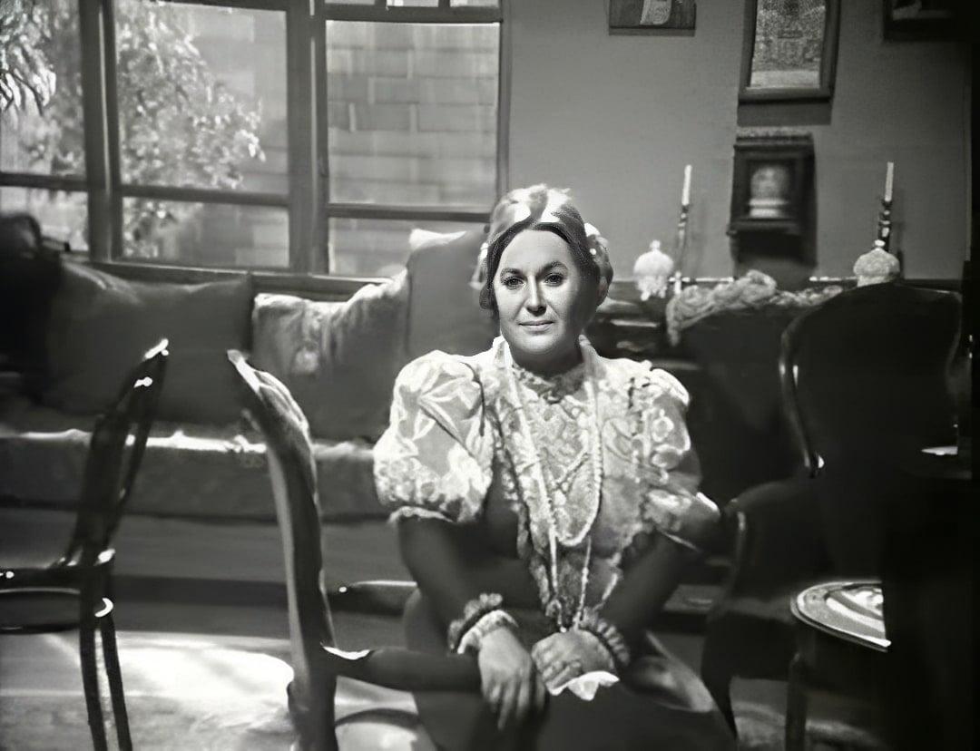 Πώς είναι σήμερα στα 87 η πασίγνωστη ηθοποιός του ελληνικού κινηματογράφου και της τηλεόρασης 1 3333 11