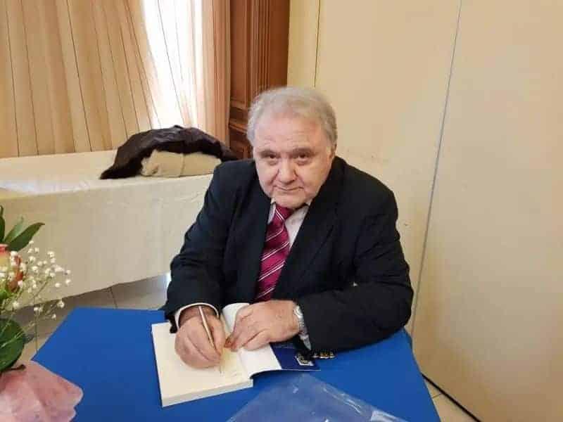 Θυμάστε τον ηθοποιό Παύλο Λιάρο; Δείτε πως είναι στα 80 του ο κινηματογραφικός «γιος» του Λάμπρου Κωνσταντάρα 3 1 32 1