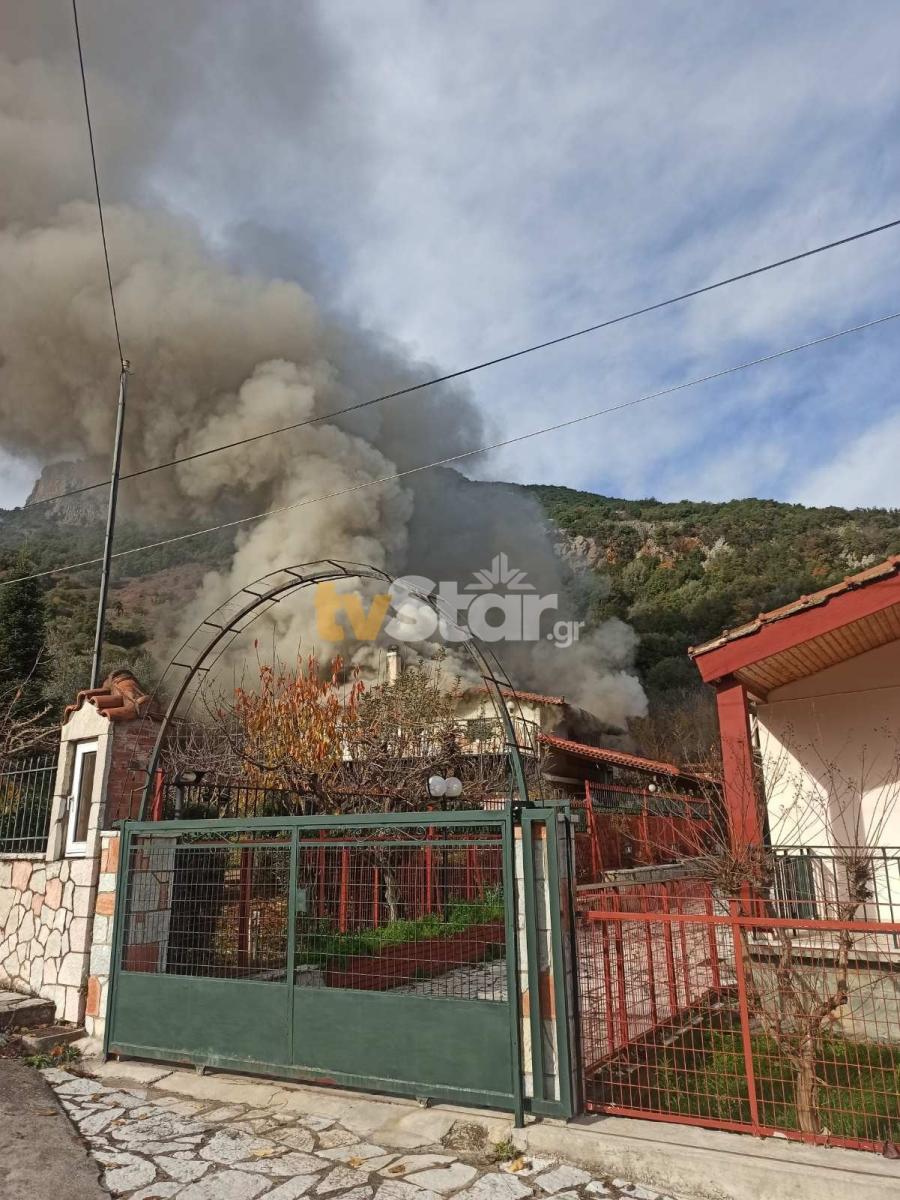 Τραγωδία: Κάηκε μέσα στο αυτοκίνητό του ενώ την ίδια ώρα καιγόταν και το σπίτι του 9 202512161205130381 1 1
