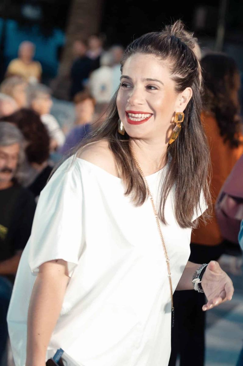 Τότε 9 χρόνων παιδάκι, σήμερα 40χρονη γυναίκα: «Αγέραστη» η Κορίνα του «Πάτερ Ημών», είναι 40 και μοιάζει 20 1 484068972 2625187034357853 5497226122045522671 n