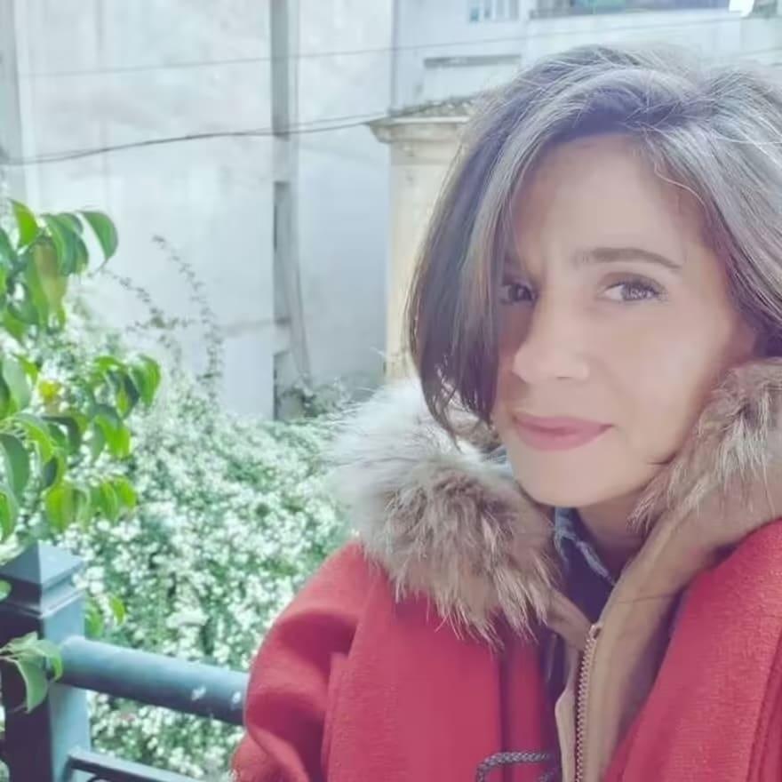 Τότε 9 χρόνων παιδάκι, σήμερα 40χρονη γυναίκα: «Αγέραστη» η Κορίνα του «Πάτερ Ημών», είναι 40 και μοιάζει 20 3 tote 9 chronon paidaki simera 39chroni gynaika agerasti