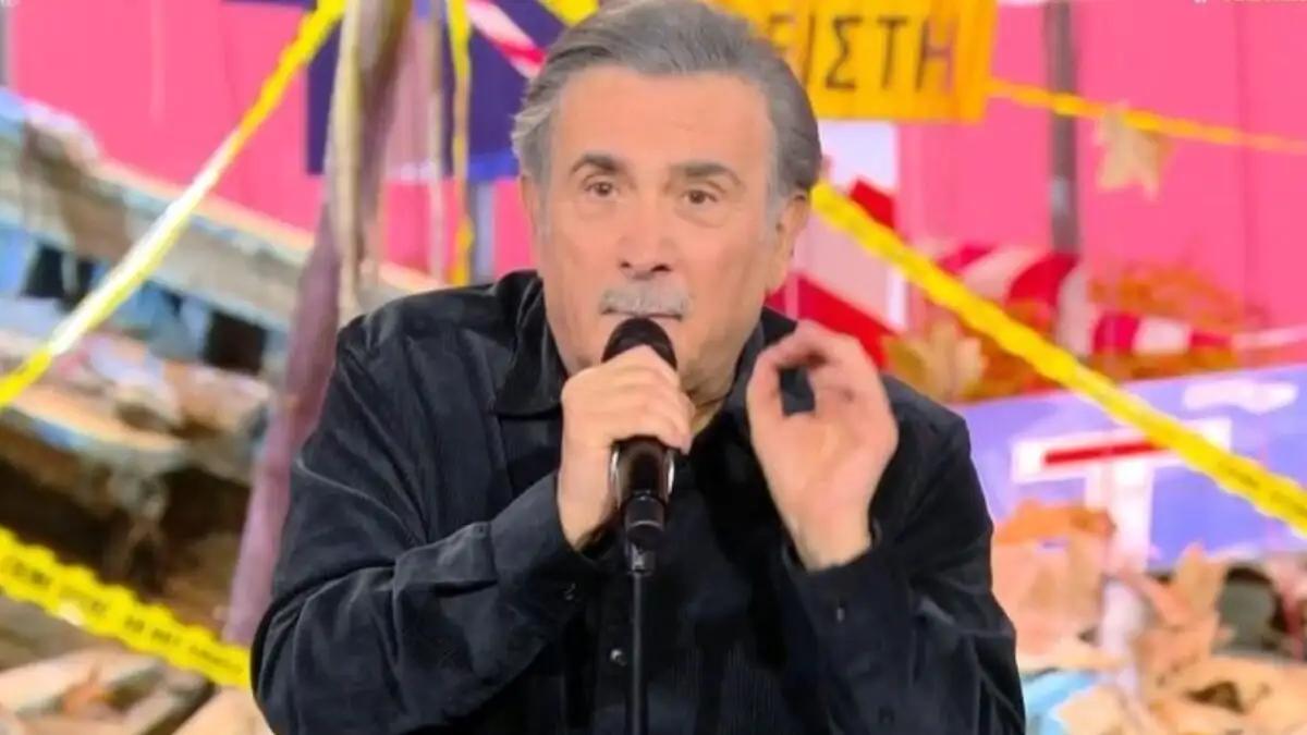 Λάκης Λαζόπουλος: Ανακοίνωσε ότι τον παρακολουθούσαν μέσω Predator - «Έλεγαν ότι είχα παραλάβει τα χαρτιά» 1 lakis lazopoulos 1200x675 1