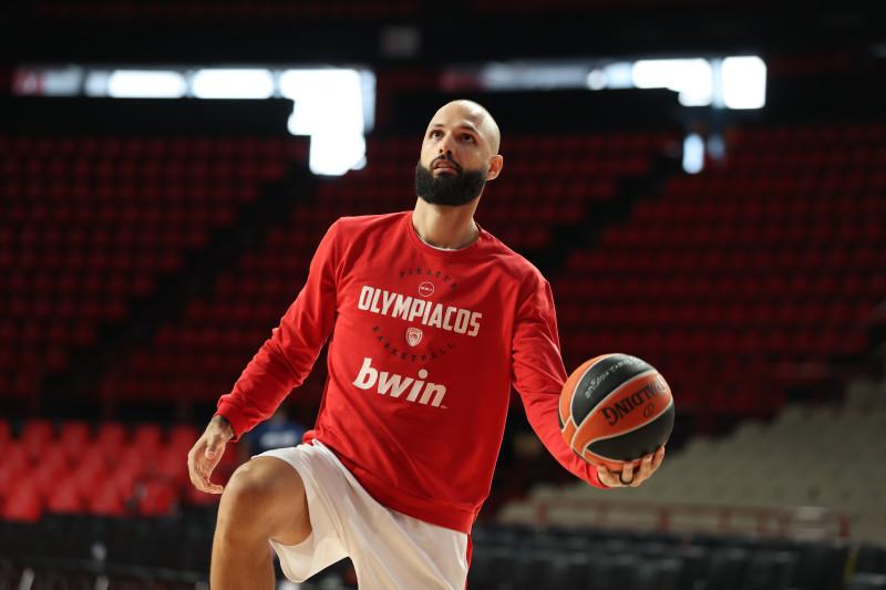 Σύνθημα αντεπίθεσης Φουρνιέ: "Το πιο βαθύ σκοτάδι είναι πριν την αυγή"