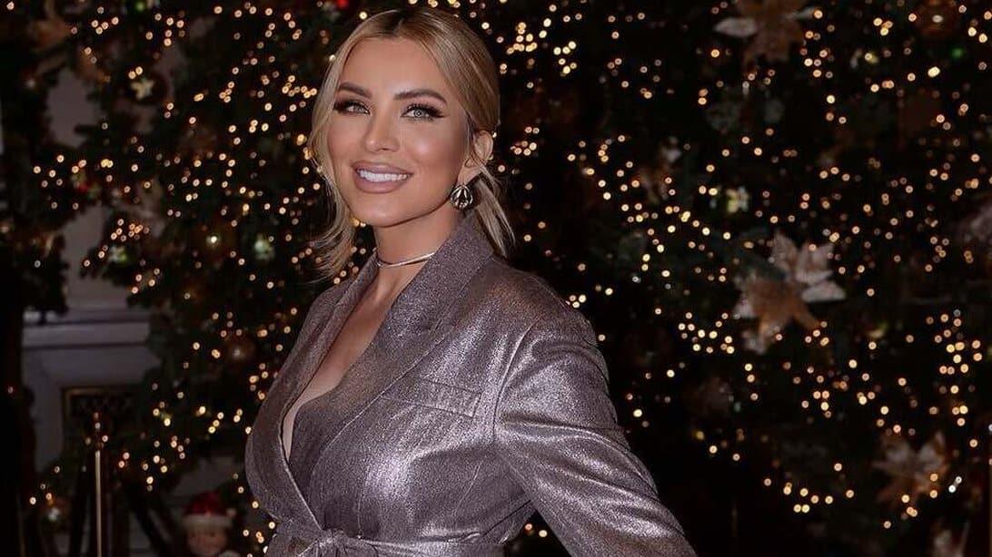 Πότε γεννάει η Κατερίνα Καινούργιου 2 f1b6e4c1281248e0a53ab063b706c597