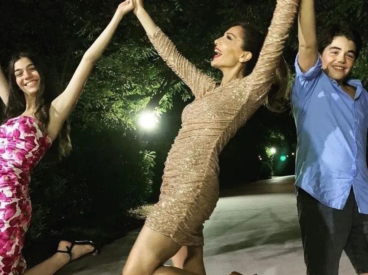 Δεν πίστευε στα μάτια της η Δέσποινα Βανδή: Ο 18χρονος γιος της, Γιώργος Νικολαΐδης, πήγε και βάρεσε τατουάζ αφιερωμένο σε εκείνη 7 Γιώργος Νικολαΐδης