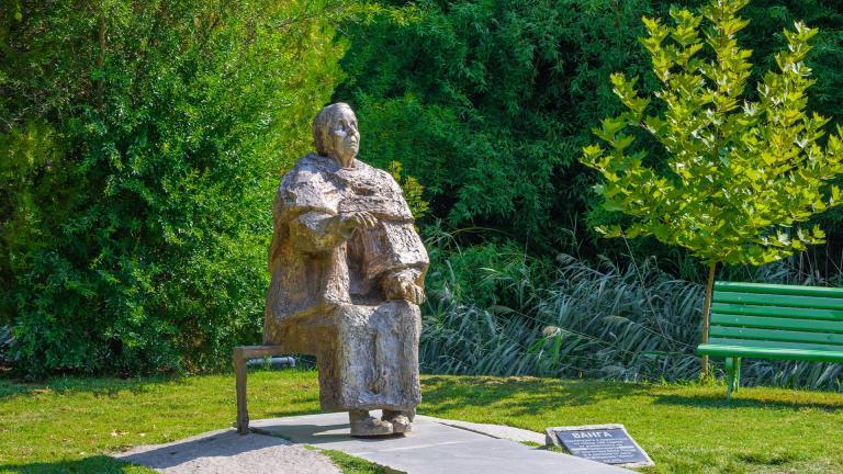 Τι λέει η Μπάμπα Βάνγκα για το 2026 - Ποια τα τυχερά ζώδια 4 baba vanga 2025 min