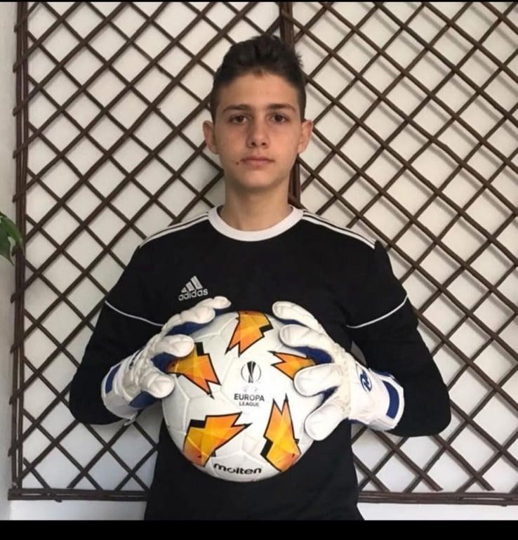 607271579 868412318911244 3009544235613322563 n