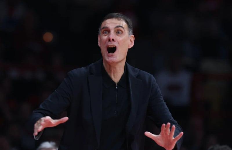 «Deadline» στον Ολυμπιακό για Τζόουνς - Plan B με… Φαρίντ από την Κίνα!