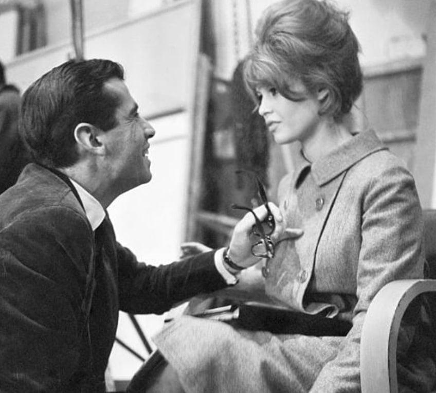 stigmiotypo othonis 2025 12 28 15.25.54