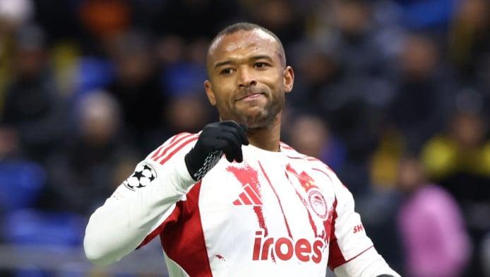 Υπόκλιση (και) της Marca στον «killer» Ελ Κααμπί!