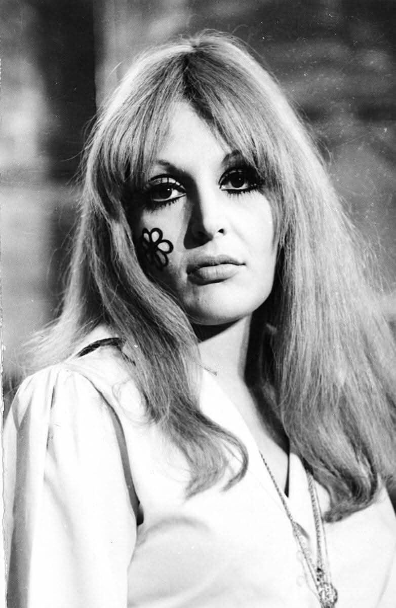 Πέθανε μόνη και απομονωμένη η ηθοποιός που αναστάτωνε τον ανδρικό πληθυσμό 9 547421825 2634230510279459 7704223036463373618 n