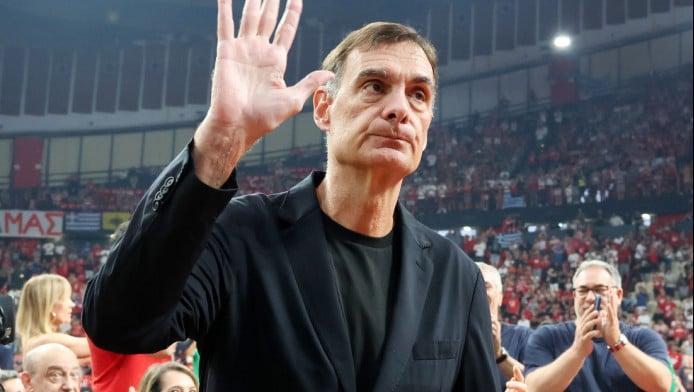 Όλα ανοιχτά για διπλή αποχώρηση-έκπληξη στον Ολυμπιακό - Πρόβλημα Μπαρτζώκα