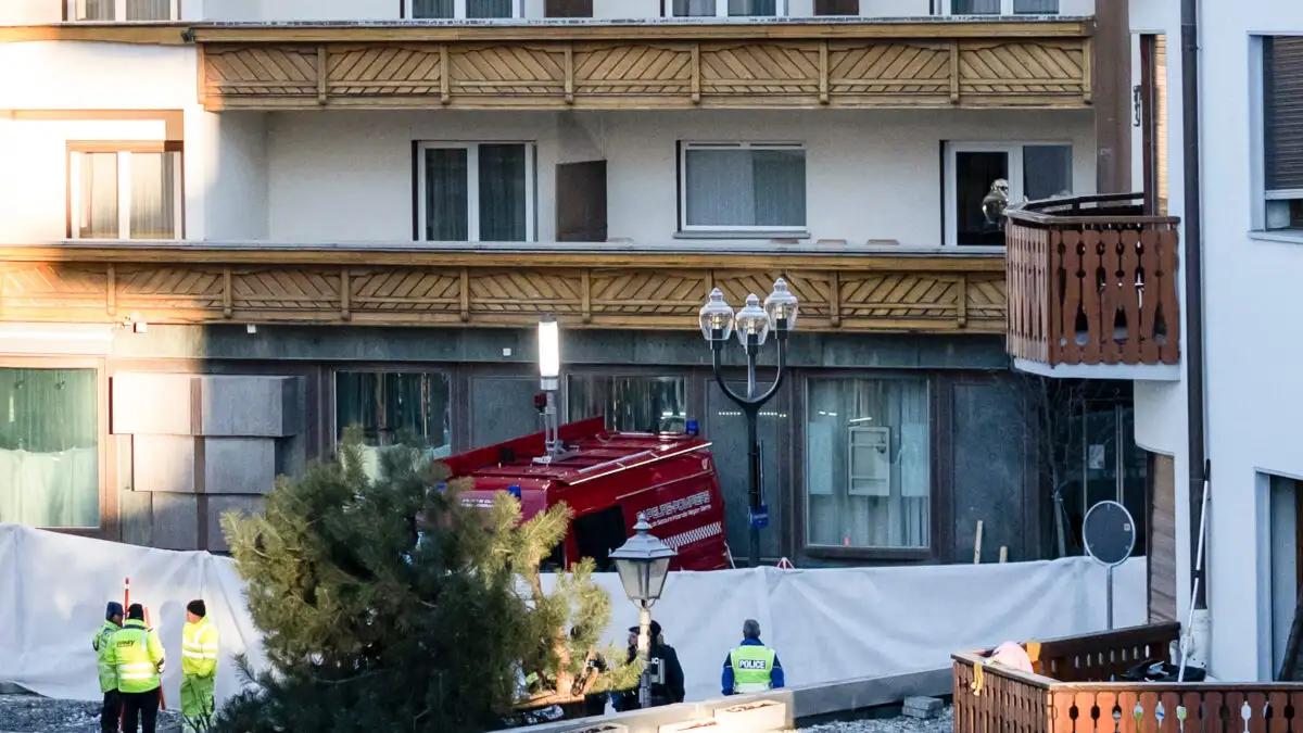 Ματωμένη Πρωτοχρονιά στην Ελβετία - Αναφορές ακόμα και για 40 νεκρούς και πολλούς τραυματίες από έκρηξη σε μπαρ στο χιονοδρομικό κέντρο Κραν Μοντανά 3 fire grans montana associated 1200x675 1