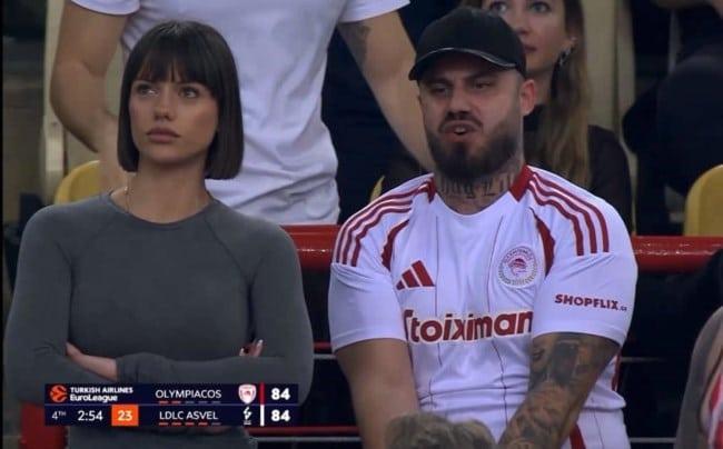 c9523c70a54d44f58e38965ae1a9778a