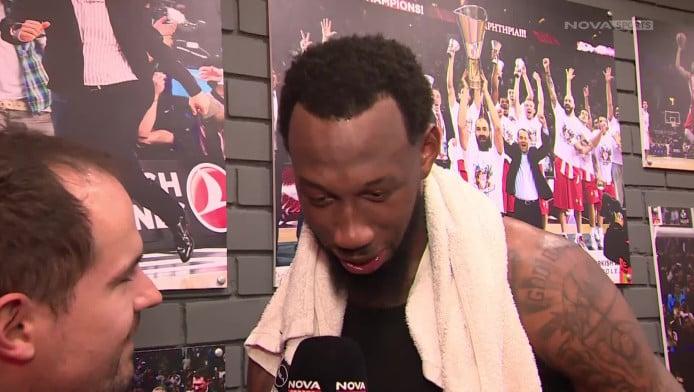 Ο Ντόντα Χολ αποθέωσε τον Τάιρικ Τζόουνς: «Θα φέρει ενέργεια» (ΒΙΝΤΕΟ)