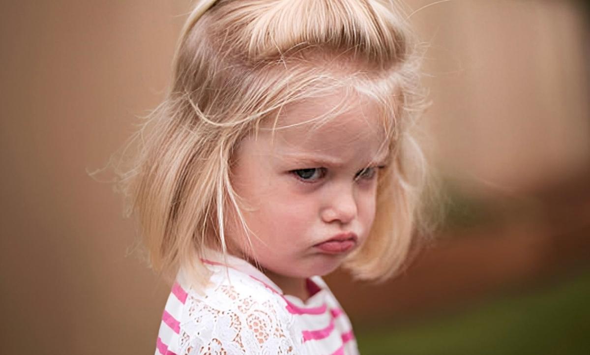 Σας χτυπάει το παιδί σας όταν δε του κάνετε τα χατίρια; – Δείτε τι πρέπει να κάνετε 1 stigmiotypo othonis 2026 01 10 17.49.42