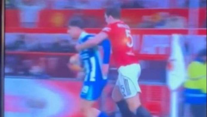 Ένταση Μαγκουάιρ-Κωστούλα στο Γιουνάιτεντ-Μπράιτον (ΒΙΝΤΕΟ)