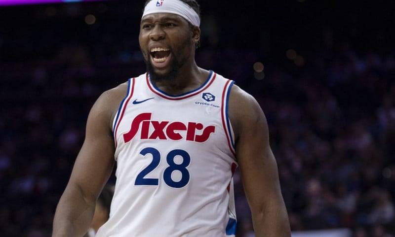 «Τελειώνει» από τους Νικς ο Γιαμπουσέλε - Φουντώνουν τα σενάρια τις Ευρώπη