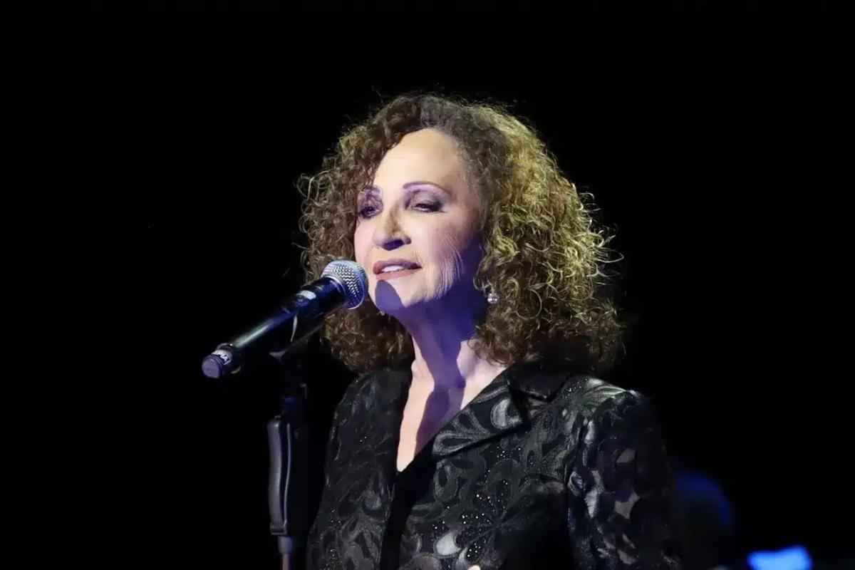 glykeria 1 1320x880 1