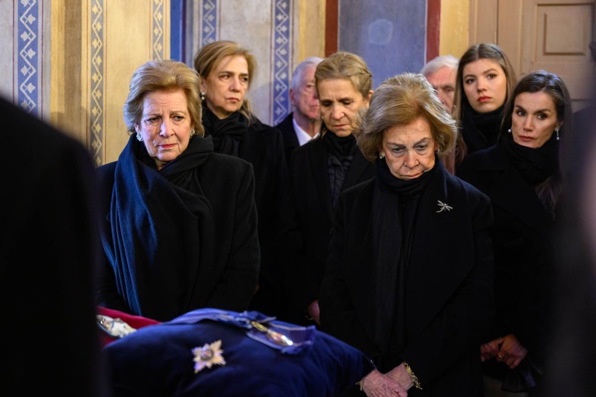 Κηδεία πριγκίπισσας Ειρήνης στο Τατόι