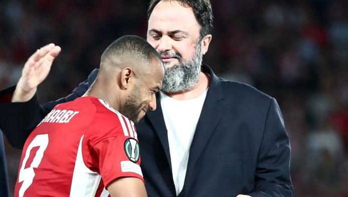 Στα… γραφεία το νέο συμβόλαιο Ελ Κααμπί - «Τινάζει την μπάνκα» ο Μαρινάκης!