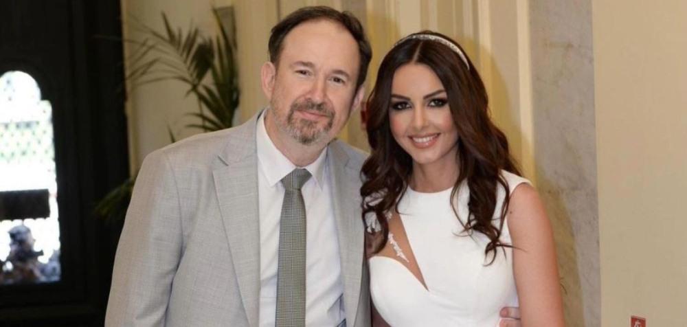 Η αφορμή ήταν ο πρόσφατος χωρισμός του από τη σύζυγό του, Ελένη Κολτζή, ωστόσο πίσω από την τάση κρύβεται ένα βαθύτερο ερώτημα που συνοδεύει τον Γιάννη Παπαμιχαήλ εδώ και χρόνια, το πώς έχει επιλέξει να πορευτεί επαγγελματικά κουβαλώντας ένα από τα βαρύτερα επώνυμα της ελληνικής showbiz.