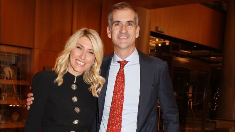 a2331de27eb14e2998f956ab0a750d19