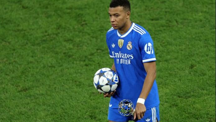 Ο Μπαπέ και τα ρεκόρ του Κριστιάνο Ρονάλντο