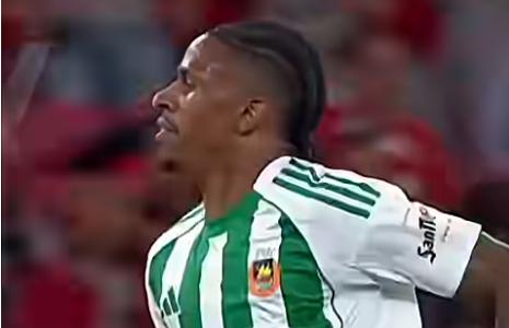 Βρέθηκε ο εξτρέμ, ανακοινώσεις μετά τον Άγιαξ - Αλλάζει όλο τον Ολυμπιακό!