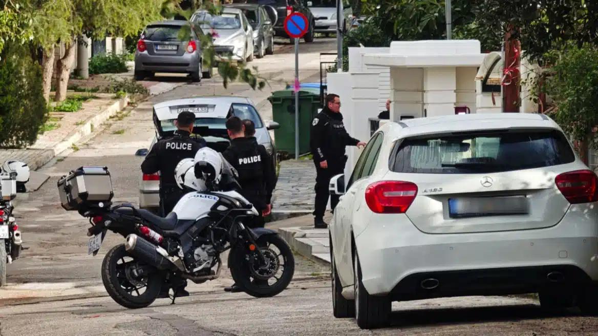 Σοκ στη Γλυφάδα: Γιος σκότωσε τον ίδιο του τον πατέρα – Πήγαινε στην εκκλησία – Συγκλονίζουν τα τελευταία λόγια του. 1 maketa glufada