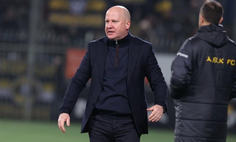 Στρακόσια: Ο φύλακας-άγγελος που κρατά την ΑΕΚ στην κορυφή!