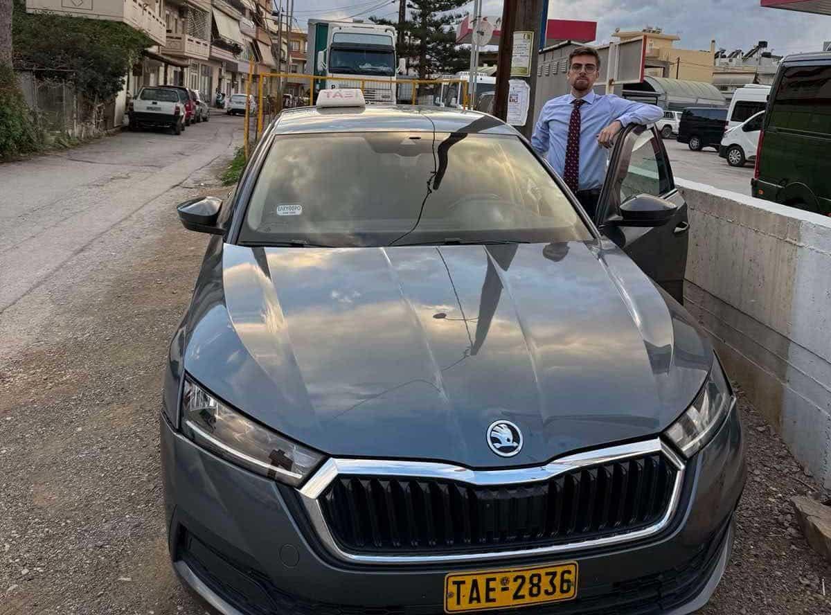 O Μάνος Γιαλιαδάκης αποφοίτησε με 9,8 από τη Νομική Αθηνών: Τον υψηλότερο βαθμό που έχει απονεμηθεί – Δούλευε τα καλοκαίρια ως ταξιτζής 4 gialiadakhs5 full