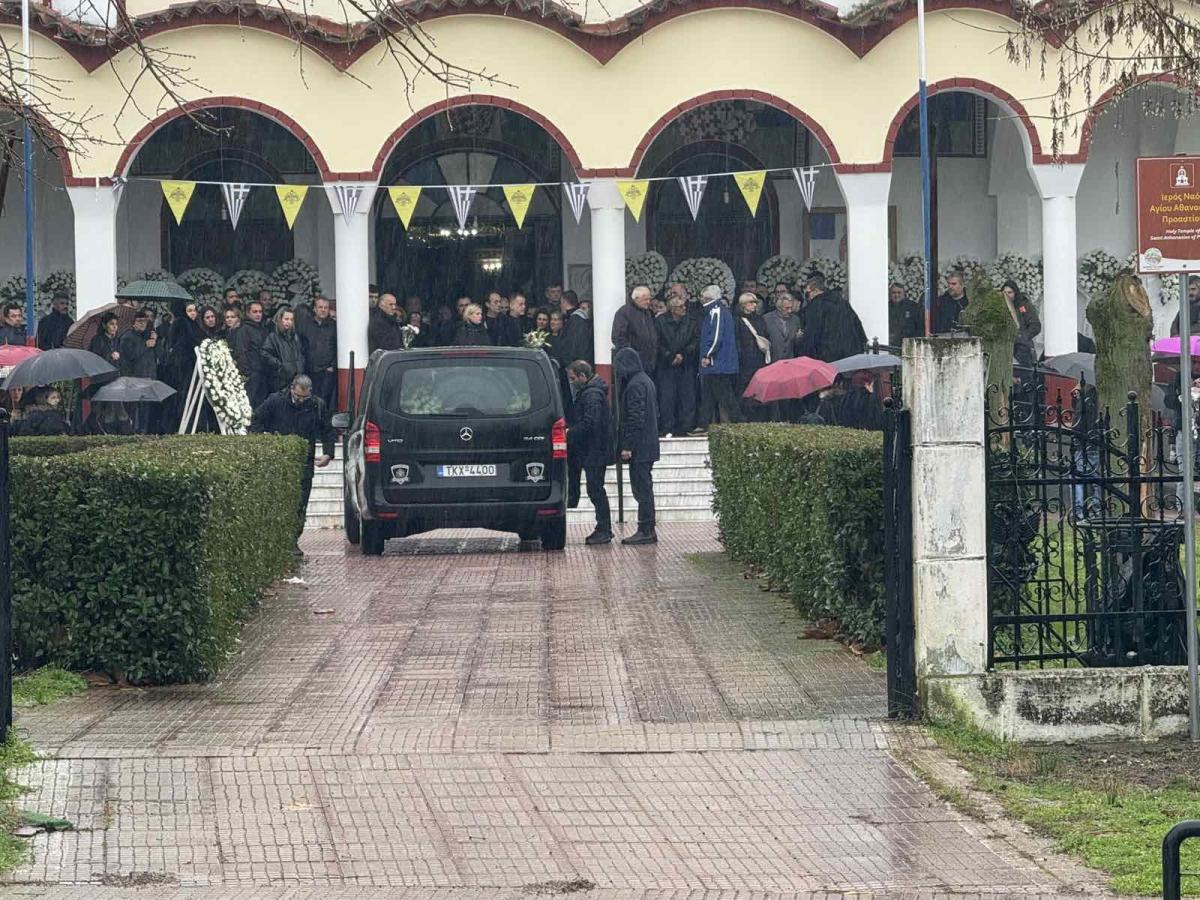 kideia boukouvala violanta 1