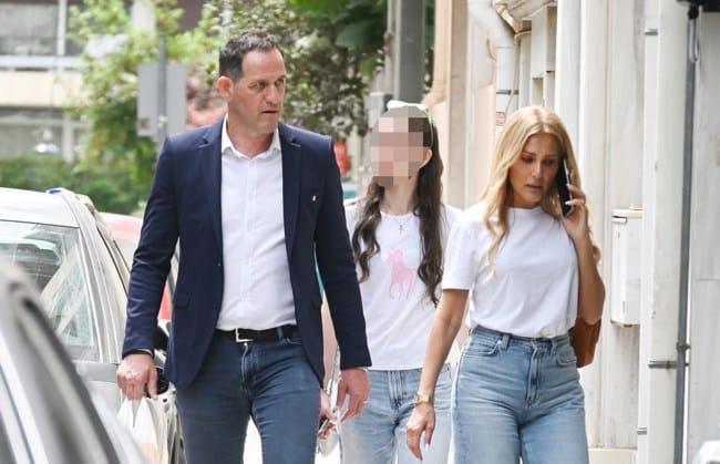 82655de6f5234369a90daf2be6d1a241