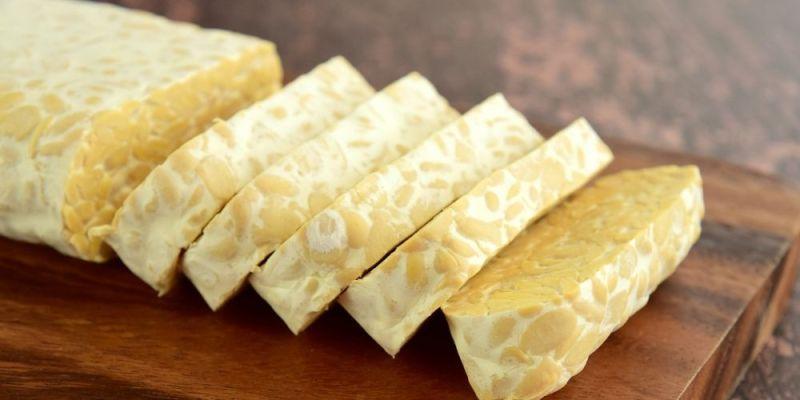 Η τροφή που δυναμώνει τα οστά, ενισχύει την υγεία του εντέρου και ρίχνει τη χοληστερόλη 2 tempe tempeh 17145 l