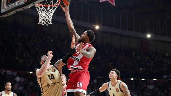 Ολυμπιακός: Ατάκα-φωτιά από Ταϊρίκ Τζόουνς για Μιλουτίνοφ! 