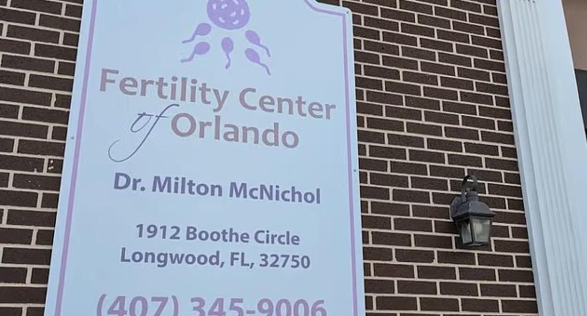 Αν είναι δυνατόν: Ζευγάρι έκανε εξωσωματική αλλά γέννησε παιδί… άλλου! 5 kliniki