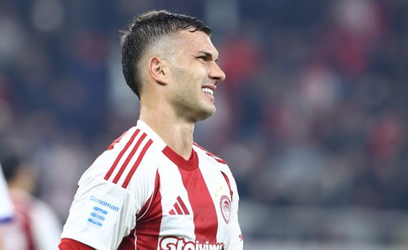 Παίζει με ΑΕΚ και φεύγει από Ολυμπιακό με εντολή Μεντιλίμπαρ! Ψάχνει στόπερ