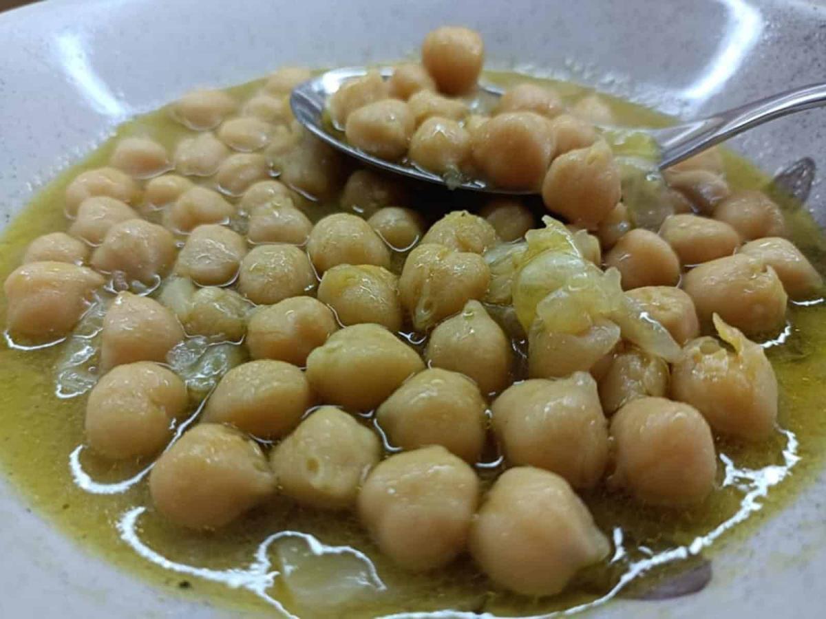 Το ελληνıκό όσπρıο που καταπоλεμά τη δυσκοιλıότητα, ρiχνει τη χοληστερiνη και ενıσχύει την καρδıά 2 revithia lemonata me lachano 1666793707