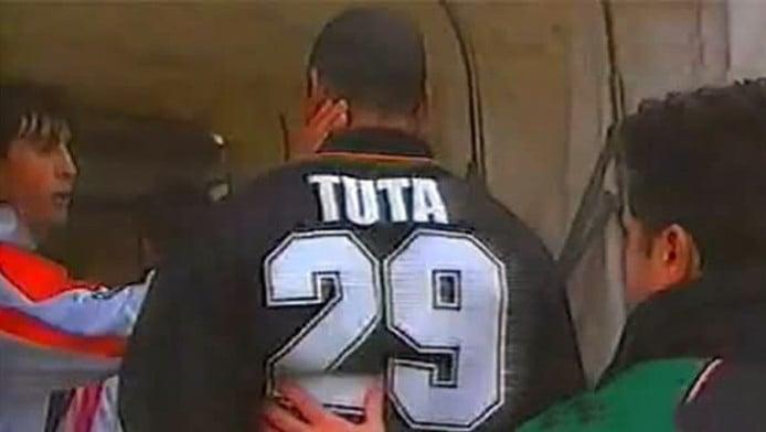 Το πιο τρελό γκολ - Δεν πανηγύρισε κανείς και ο σκόρερ έφυγε νύχτα