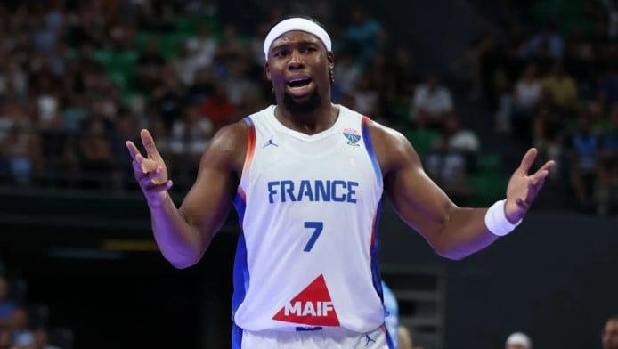 Τρέχουν οι εξελίξεις στον ΠΑΟ - Free agent o Γιαμπουσέλε; - Ιδιαιτερότητα!