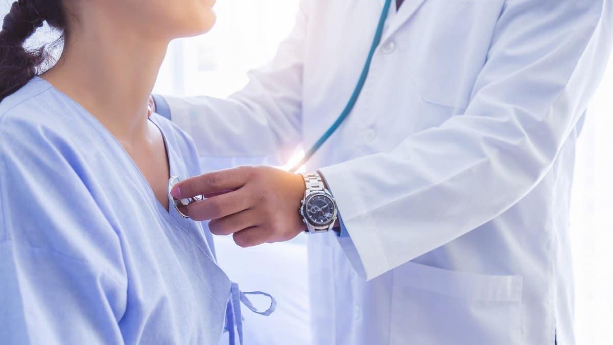 909cf409 bigstock doctor use stethoscope checki 340481164