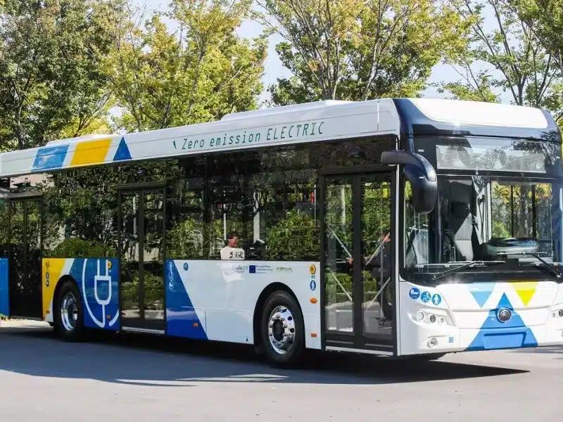 ilektrico leoforeio electric bus.jpg