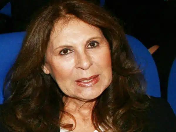 Πέθανε ξημερώματα στο γηροκομείο η πασίγνωστη λαϊκή τραγουδίστρια 4 rena koumiwti.jpg